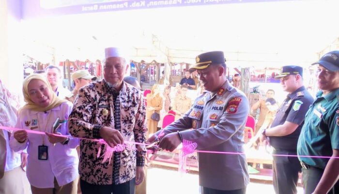 Pemkab Pasbar Launching Kios Partisipasi