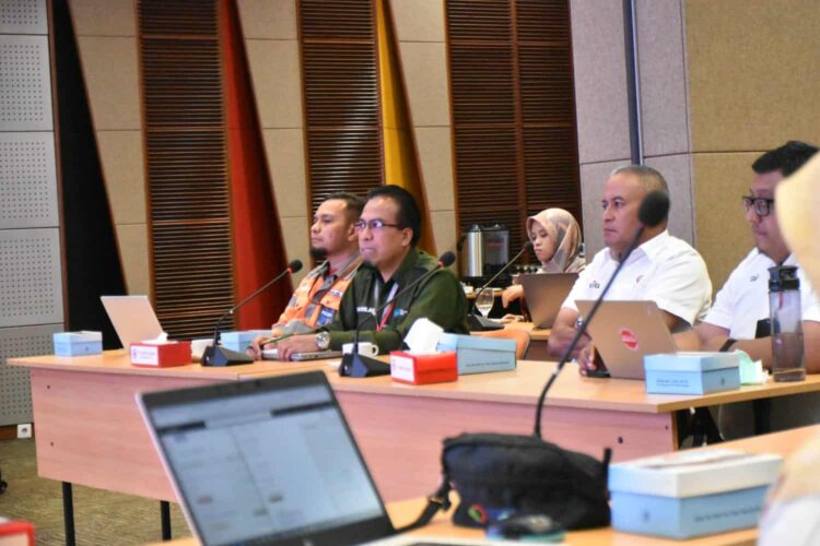 BSN saat mengunjungi PT Semen Padang. IST