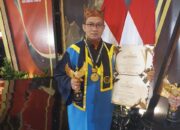 Wali Nagari Lareh Nan Panjang Selatan Raih Paralegal Justice Award Tahun 2024