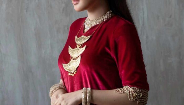 Resmi Jadi Ibu, Kintani Vakum Bernyanyi Sekejap