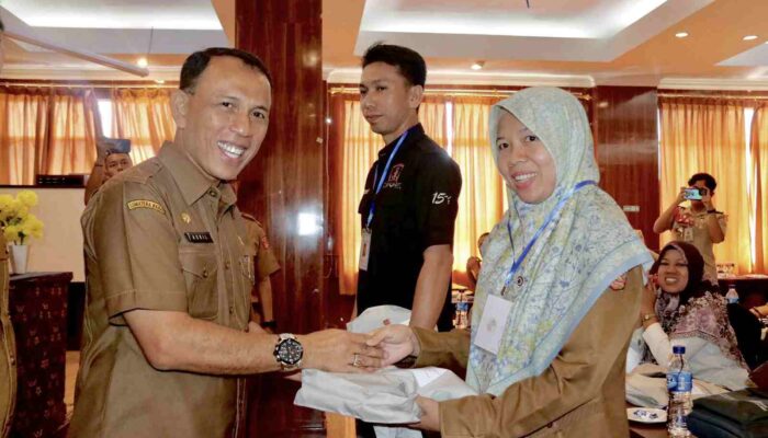 Pengurus Koperasi di Agam Dilatih Manajemen Bisnis