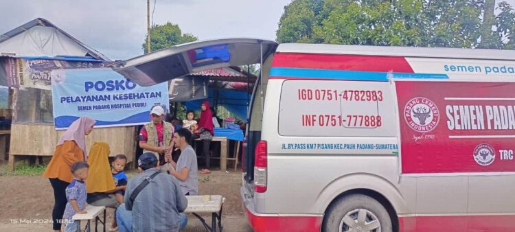 Semen Padang dirikan dapur umum untuk korban banjir lahar dingin. IST