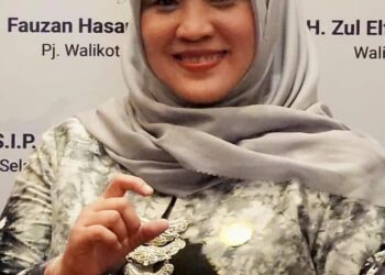 Target Badan Publik Informatif