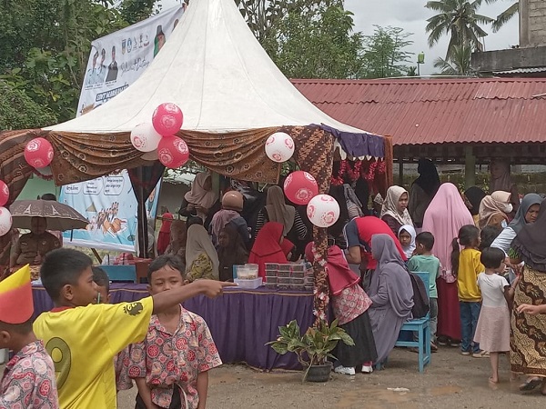 SDIT Marhamah Solok Selatan melakukan terobosan yang inovatif dengan menggelar Festival Akhir Tahun Ajaran dengan festival dan bazar.