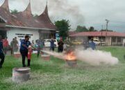 Damkar Padang Pariaman Bina Relawan Pemadam Kebakaran