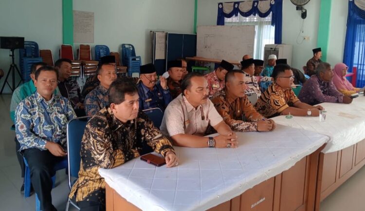 Peserta rakor lebaran 1000 paket anak yatim di Pasaman Barat. OSNIWATI 