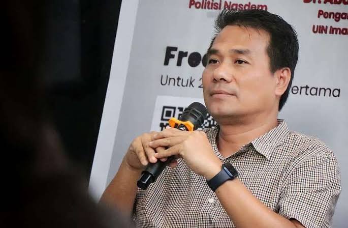 Guru Besar Ilmu Politik Universitas Andalas, Prof Asrinaldi