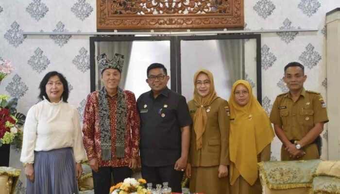 Jajaki Kemungkinan Kerjasama, Konjen Jepang Sambangi Pemko Padang