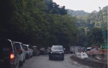 Hari Pertama Dibukanya Jalan di Lembah Anai, Begini Kondisinya!
