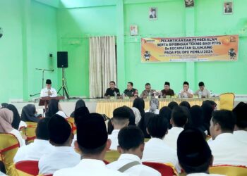 762 Petugas TPS di Sijunjung Serentak Dikukuhkan untuk Hadapi PSU DPD RI Tahun 2024