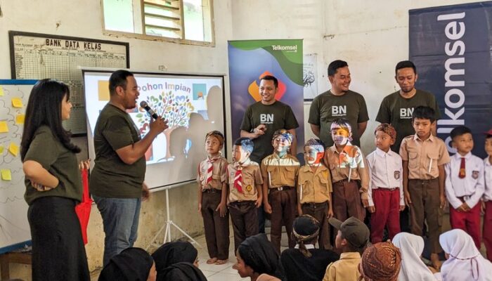 Dorong Pertumbuhan Ekonomi Desa, Telkomsel Gelar Baktiku Negeriku 2024