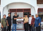 Semen Padang Salurkan 33 Ekor Sapi Kurban