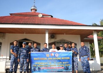 Lanud Sutan Sjahrir melaksanakan Bakti Sosial dan Gotong-royong untuk memperingati ke-77 Hari Bakti TNI Angkatan Udara Tahun 2024 