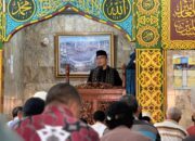 Hendri Septa Jadi Khatib Jumat di Masjid Nurul Washilah