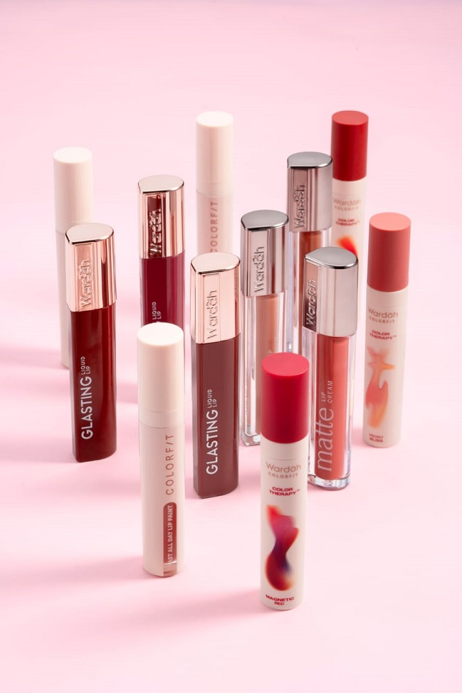 Wardah berhasil meraih market share terbesar yaitu 10,5 persen untuk Kategori Lipstik dengan Performa Terbaik di Official Store Shopee