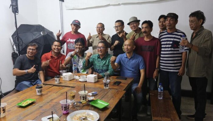 Dukungan Terus Mengalir, Kali Ini Warga Lengayang Pessel Jatuh Cinta dengan Hendri Septa