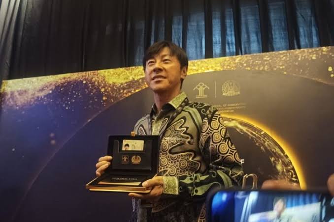 Shin Tae-yong Dapat Golden Visa dari Presiden