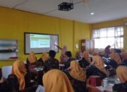 Dosen Akuntansi PNP Gelar Pelatihan Akuntansi Pajak di SMKN 2 Bukittinggi 