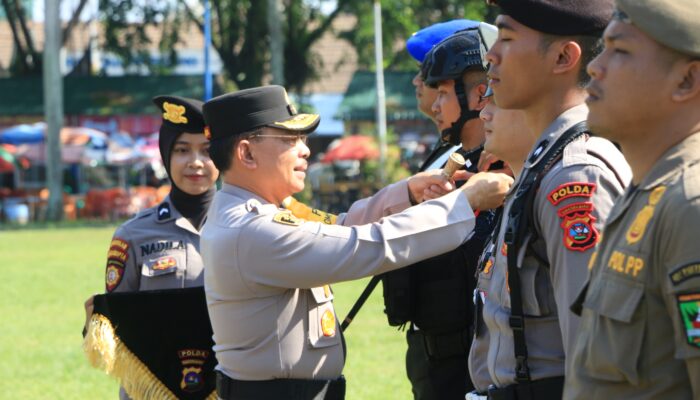 Kapolda Sumbar Pimpin Apel Gelar Pasukan Operasi Mantap Praja Singgalang 2024