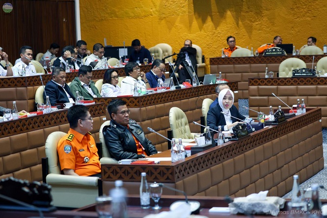 DPR meminta BMKG menyesuaikan alokasi anggaran terkhusus penambahan alat deteksi dini tsunami dalam mengantisipasi potensi gempa megathrust.