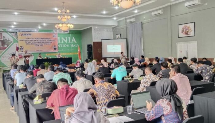 Bawaslu Dharmasraya Gelar Pelatihan Penguatan Kapasitas Panwaslu Kecamatan