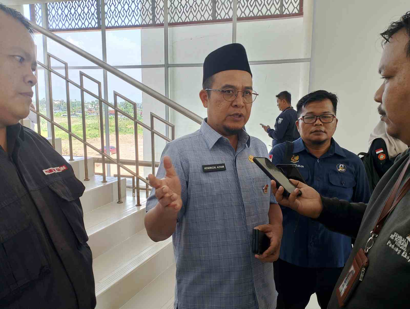 Sekretaris DPRD Kota Padang, Hendrizal Azhar
