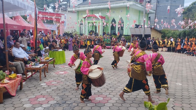 Festival Tambua Bukittinggi 2024 yang diikuti oleh SD se-Kota Bukittinggi. Tahun ini antusias peserta meningkat dari sebelumnya.
