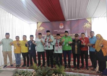 Fadly-Maigus Daftar ke KPU Padang, Siap Bawa Kota Padang Jadi Kota Pintar dan Sehat