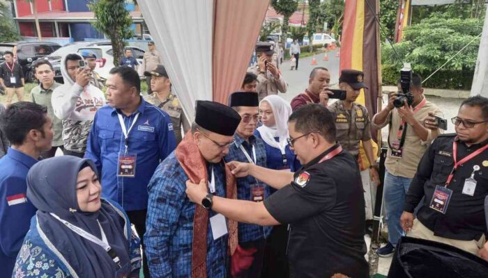 Irwan Fikri-Asra Faber Resmi Daftar ke KPU Agam, Mulyadi: Pasangan Berpengalaman dan Religius