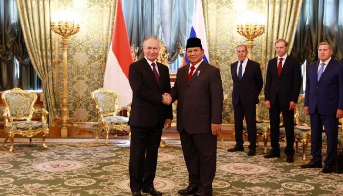 Temui Putin, Prabowo Perluas Kerja Sama Indonesia dan Rusia