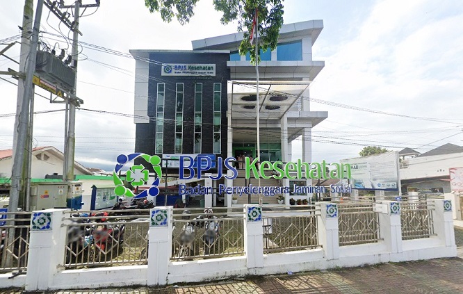 Pemko Bukittinggi terpilih sebagai salah satu kota yang 95 persen masyarakatnya tergabung dalam program Jaminan Kesehatan Nasional (JKN)
