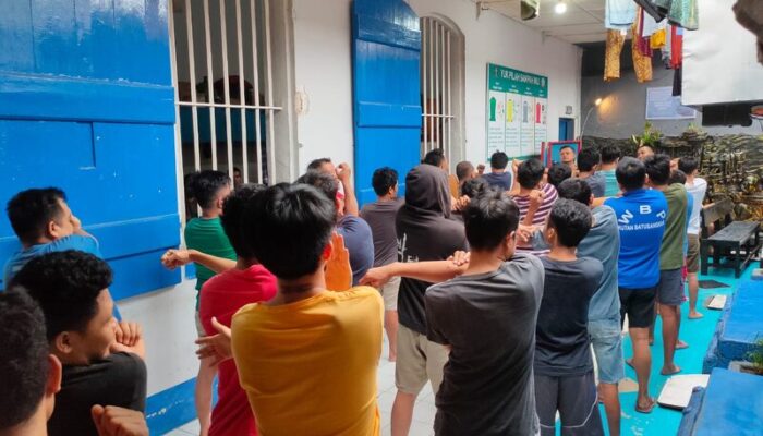 Kepala Rutan Batusangkar Pimpin Giat Kebugaran