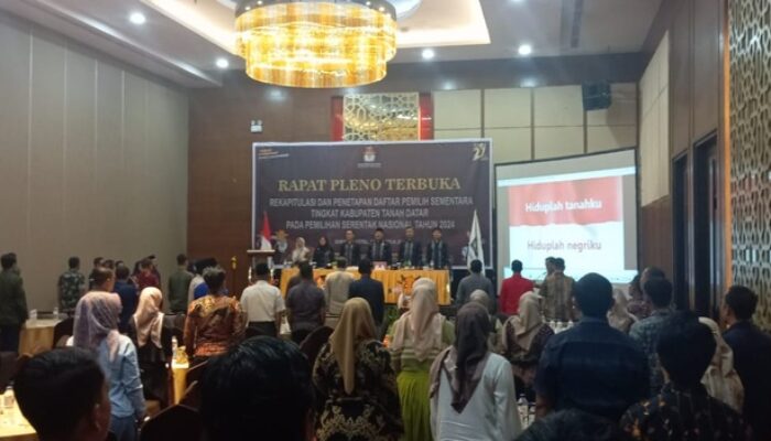 KPU Tanah Datar Gelar Rekapitulasi DPS Pilkada 2024