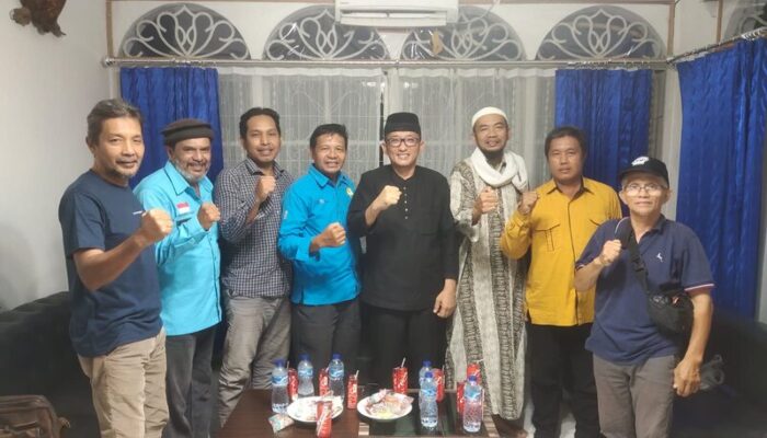 Delapan DPC Partai Gelora Padang Dukung Hendri Septa-Hidayat