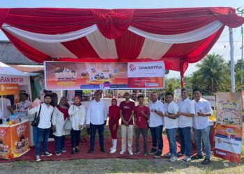 FIFGROUP Cabang Padang II berkolaborasi dengan warga RT 03 RW 01 Muaro Penjalinan, Kelurahan Pasia Nan Tigo, dalam memeriahkan HUT RI