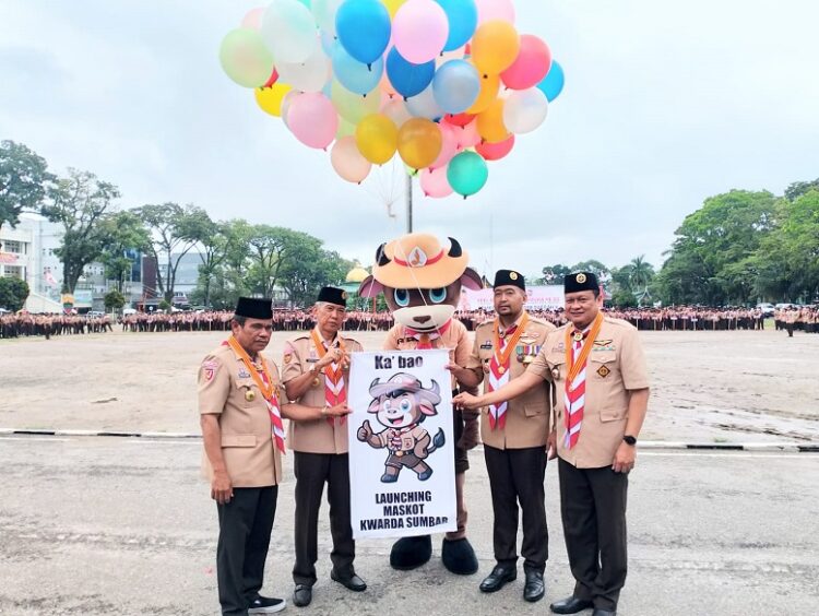 Sekjen Kwartir Nasional (Kwarnas) Gerakan Pramuka, Mayjen TNI (Purn) Dr Bachtiar, membuka secara resmi  Jambore Daerah X Kwarda Sumbar
