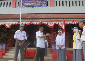 Cawako Padang Hendri