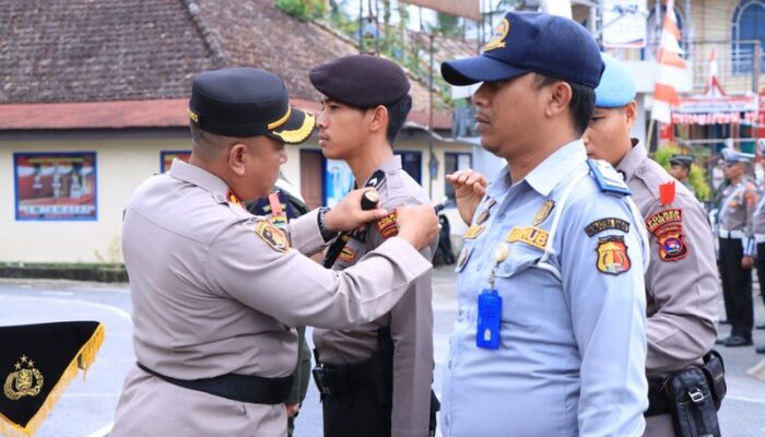 Pastikan Keamanan Pilkada, Kapolres Solok Kota Pimpin Apel Gelar Pasukan Operasi Mantap Praja Singgalang 2024