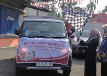 Bulog Siaga Merdeka, Distribusikan 6 Ton Beras di 4 Titik Kota Padang