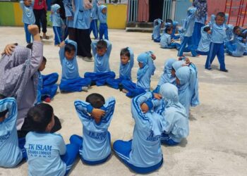 BPBD Padang Berikan Simulasi Gempa pada Anak TK