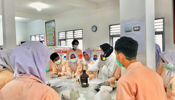 Mahasiswa Akfar Imam Bonjol Lulus Uji Kompetensi Nasional