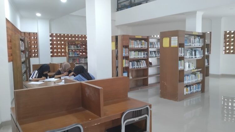Suasana ruang baca perpustakaan baru Kota Pariaman. MITHA