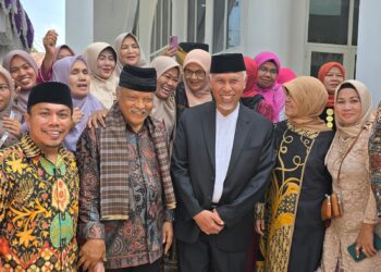 Gubernur Resmikan Masjid Taqwa Turawan yang Dibangun Ulang Yayasan Ombilin Noer