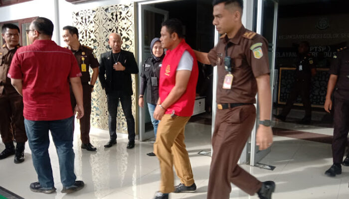 Diduga Korupsi Proyek Jembatan Ambayan, Kajari Solsel Tahan 4 Tersangka