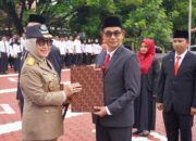 Kepala Kantah Padang Pariaman Terima Tanda Kehormatan Satyalancana Karya Satya saat Hantaru 2024