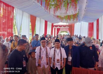 Pasangan Adi Gunawan dan Romi Siska Putra, menyampaikan secara resmi sikapnya terhadap KPU Dharmasraya terkait pendaftaran Pilkada 2024.