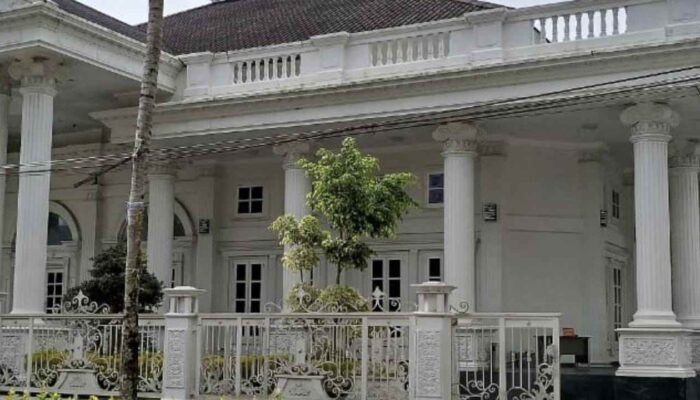 Salah Satu Cakada Agam Diduga Kampanye di Aula Rumah Dinas Wako Bukittinggi