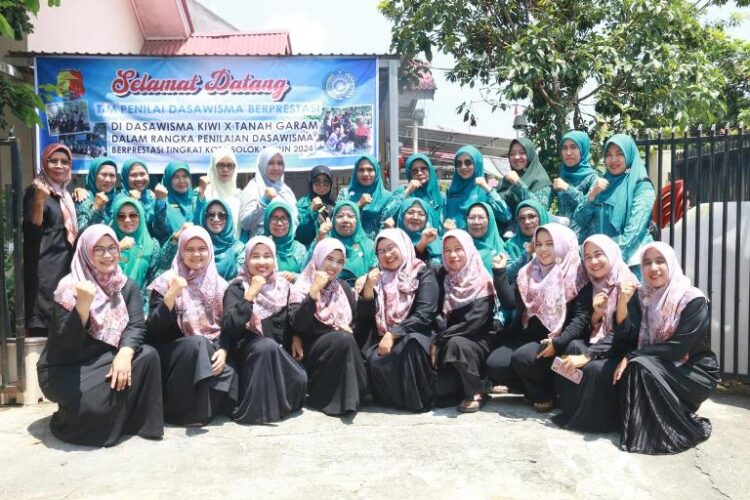 Tim Penggerak Pemberdayaan Kesejahteraan Keluarga (TP-PKK) Kota Solok. IST