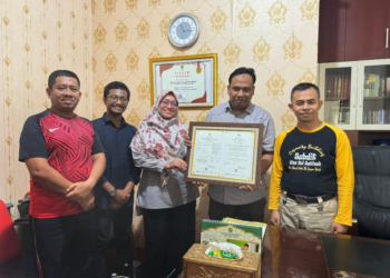 Kantor  Wilayah (Kanwil) Kemenag Sumbar melalui Satgas Halal Sumatera Barat terus melakukan pembinaan sertifikasi halal kepada masyarakat