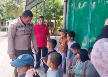BPBD Kota Padang menggencarkan simulasi bencana alam tsunami, kali ini dengan melibatkan anak-anak terkait tindakan evakuasi bencana.